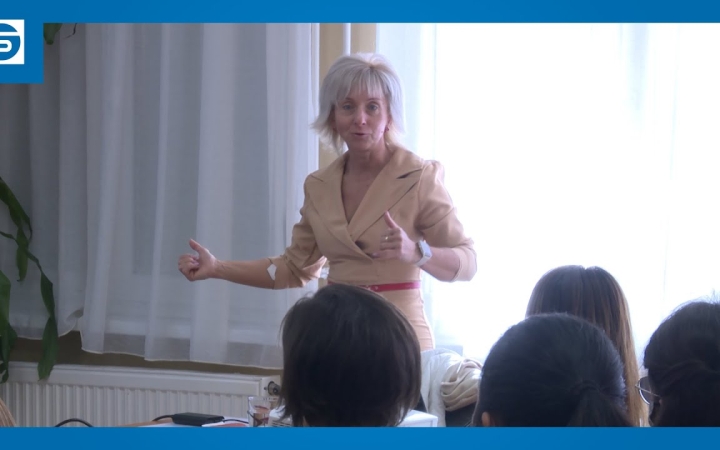 Embedded thumbnail for Fókuszban a hasznos példák és gyakorlatok