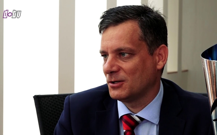 Embedded thumbnail for Kovács Józsefé a DLSZ Tisztelet díja!