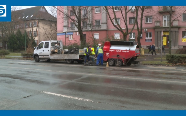 Embedded thumbnail for Télen is javítják a város útjait