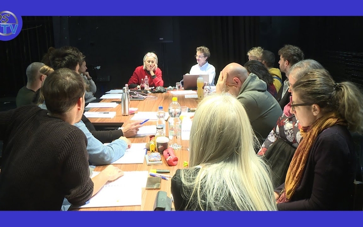 Embedded thumbnail for DSTV: Mágnás Miska a Bartókban