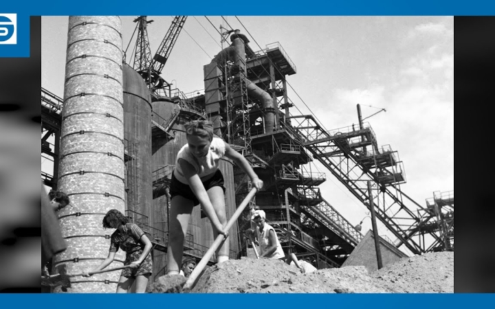 Embedded thumbnail for DSTV: a Zója lánybrigád története