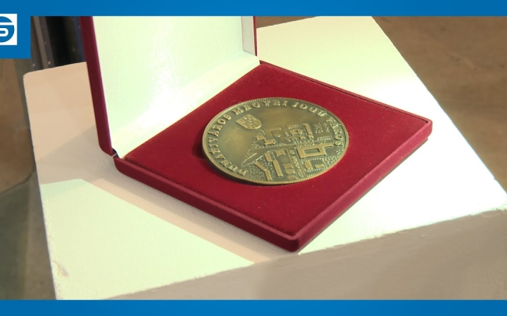 Embedded thumbnail for 60 éve Dunaújváros – köszöntővel ünnepeltek (galériával)