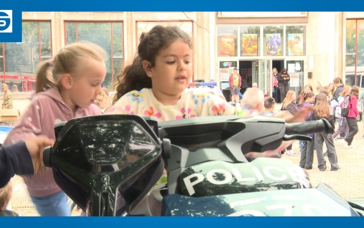 Embedded thumbnail for DSTV: rendvédelmi seregszemle a Kultik Mozinál