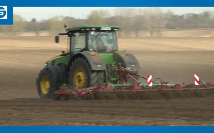 Embedded thumbnail for DSTV: nagy munkák a mezőgazdaságban