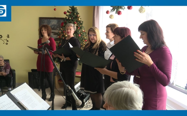 Embedded thumbnail for Az idősek otthonában is ünnepeltek