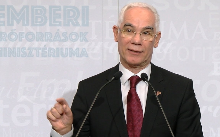 Embedded thumbnail for Januártól emelkednek a nyugdíjak