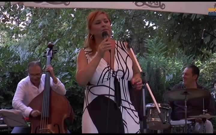 Embedded thumbnail for Nézőcsúcs a Művész teraszán