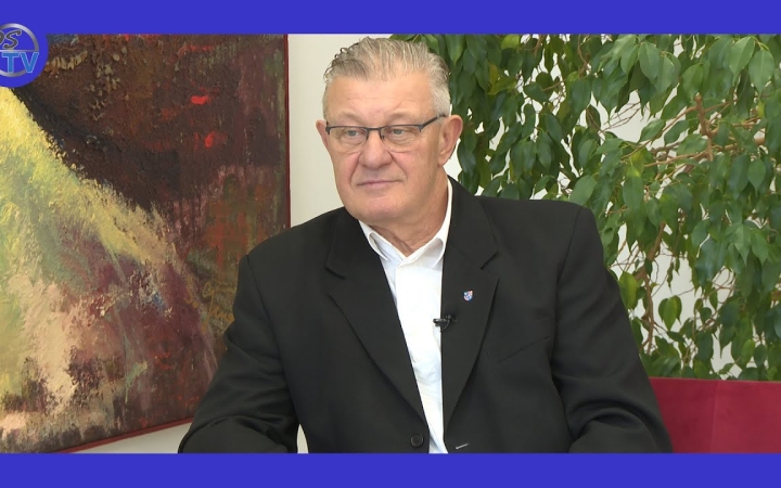 Embedded thumbnail for Az emberi kapcsolatok számára és minőségére a legbüszkébb