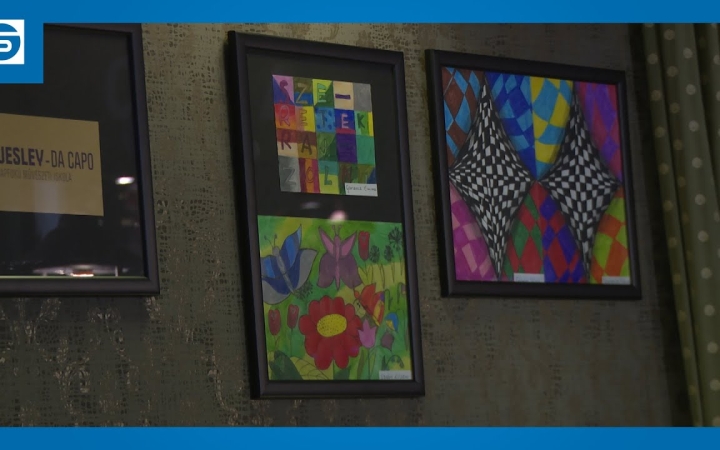 Embedded thumbnail for DSTV: a legkisebbek művei a kávézóban