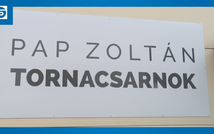 Embedded thumbnail for Pap Zoltán nevét vette fel a tornacsarnok – 50 éve a sportág szolgálatában (galériával)