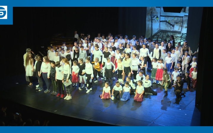 Embedded thumbnail for DSTV: gálával ünnepelték a tánc világnapját