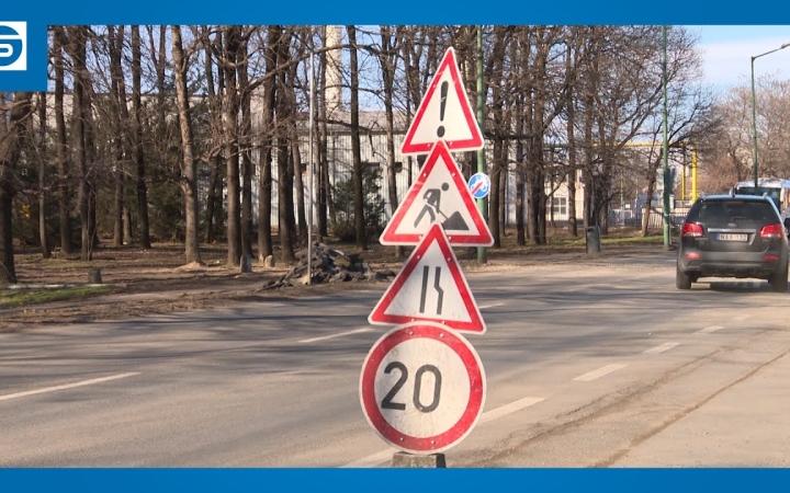 Embedded thumbnail for Sikeres volt a csere, korszerű vezeték biztosítja a távhőellátást