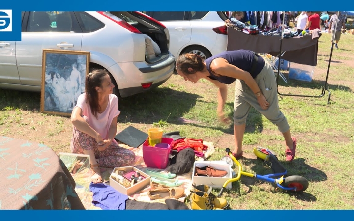 Embedded thumbnail for DSTV: árusportrék a sokadalomból