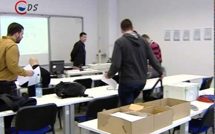 Embedded thumbnail for Egy jó szakma felér a diplomával