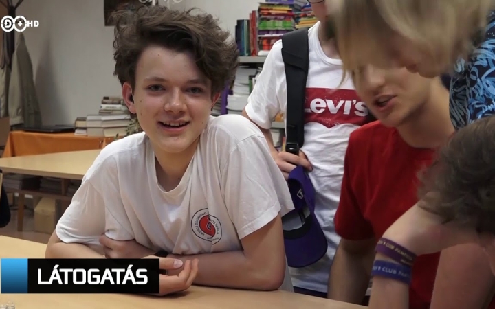 Embedded thumbnail for D+ Híradó - Megemlékezés, szabadstrand