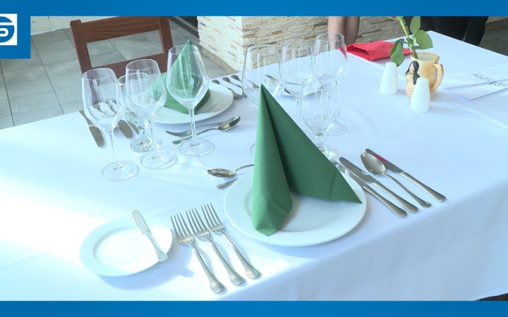 Embedded thumbnail for DSTV: vizsgára főztek, terítettek