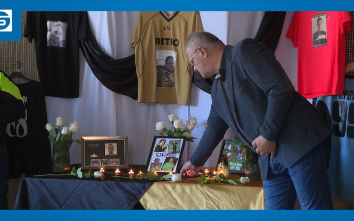 Embedded thumbnail for Játékkal emlékeztek barátaikra (galériával)