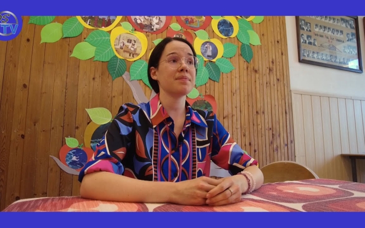 Embedded thumbnail for DSTV: iskolakezdésre tanárportré