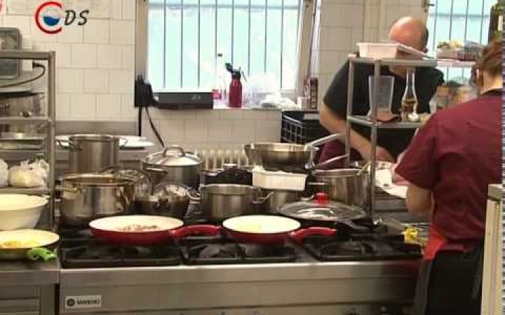 Embedded thumbnail for Főzés mesterfokon