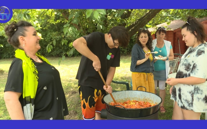 Embedded thumbnail for Generációk találkozása – az idősek és a diákok közös ünnepe lett a Pünkösdi Vigalom