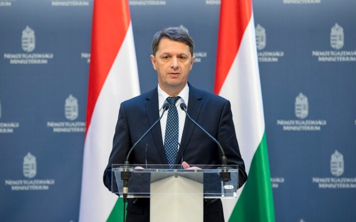 Embedded thumbnail for Csökken a szociális hozzájárulási adó