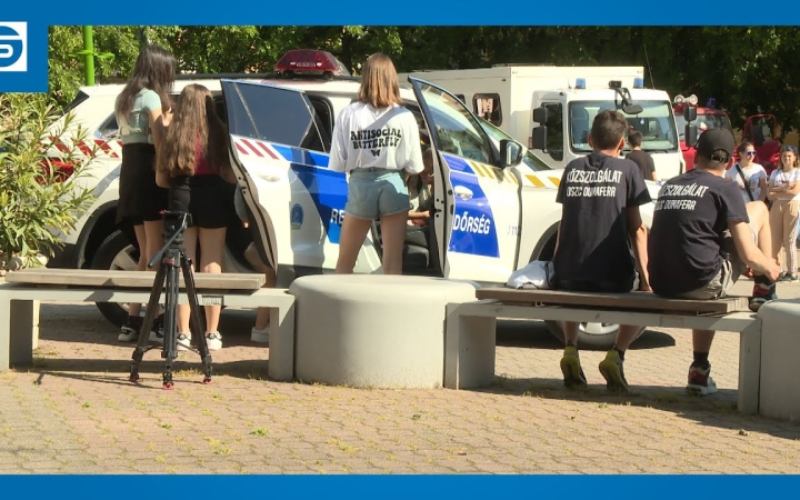 Embedded thumbnail for DSTV: nagy siker volt a Rendvédelmi nap (galériával)