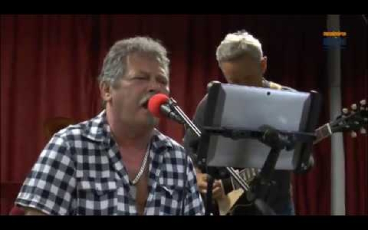 Embedded thumbnail for Blues est, mindenki örömére