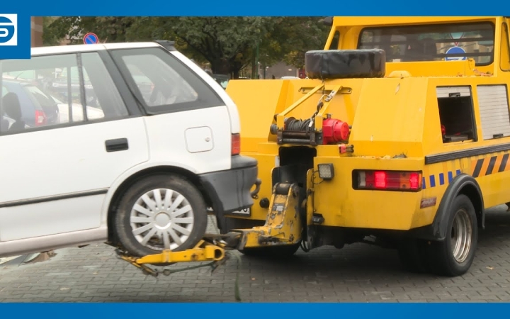 Embedded thumbnail for Parkoló felszabadítás: háztól szállítanak