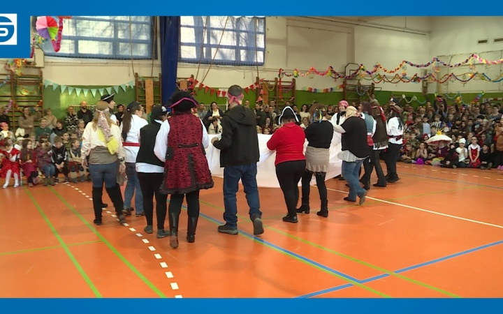 Embedded thumbnail for DSTV: farsangi mulatság a Móriczban