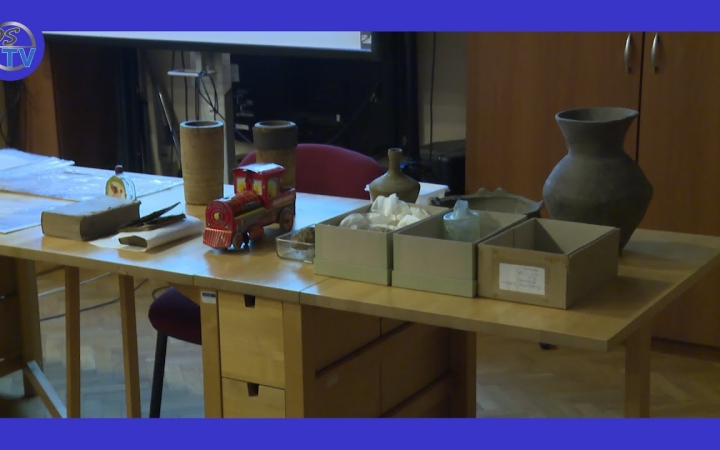 Embedded thumbnail for Türelmes és pontos – ilyen egy restaurátor 