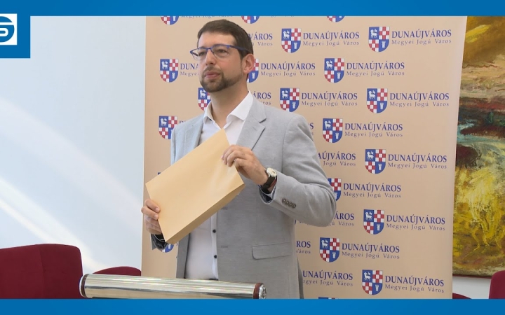 Embedded thumbnail for Rendkívüli eset, rendkívüli tájékoztató