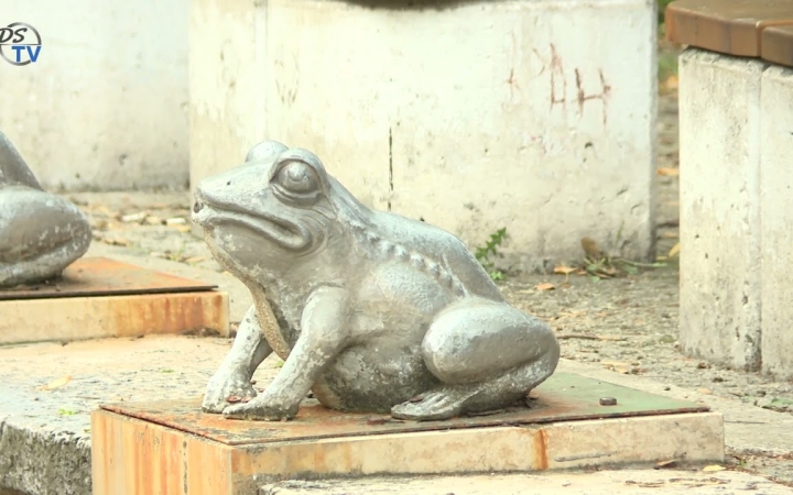 Embedded thumbnail for DSTV: Szoborváros I.