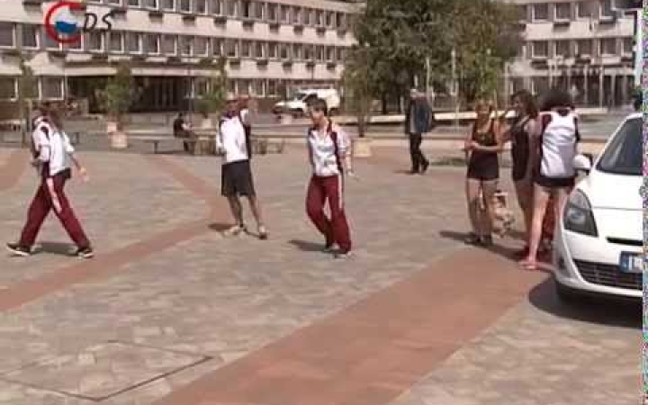 Embedded thumbnail for Drogmentesen Dunaújvárosban is