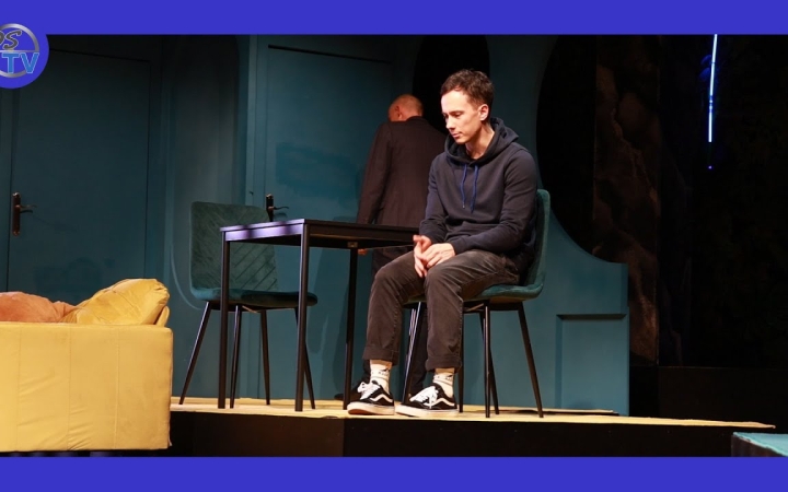 Embedded thumbnail for DSTV: "A fiú" a Bartók színpadán