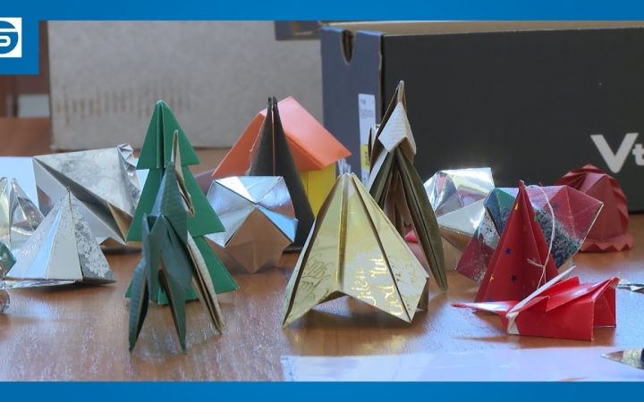 Embedded thumbnail for Folyóiratmustra, origami és nyílt nap a papírmúzeumban