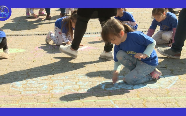 Embedded thumbnail for DSTV: együtt rajzoltak az ovisok