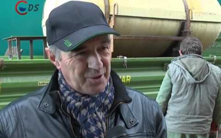 Embedded thumbnail for Kártevők pusztítanak a földeken