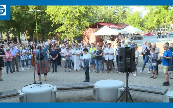 Embedded thumbnail for "... a jóisten irgalmazzon ezeknek a nemzetáruló gazembereknek!" (galériával)