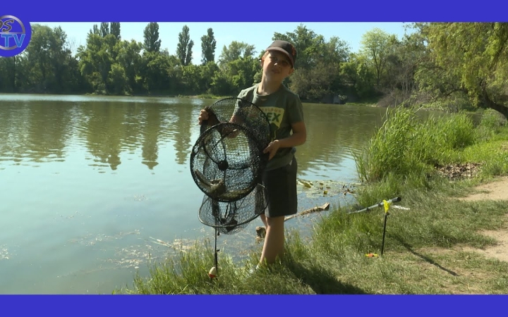 Embedded thumbnail for DSTV: gyermeknapi horgászverseny