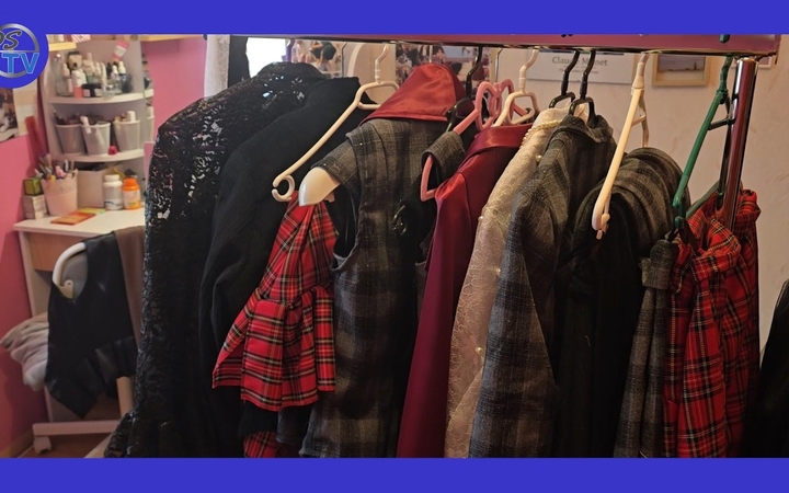 Embedded thumbnail for Kortárs divatbemutatóval csalogat az ICA-D