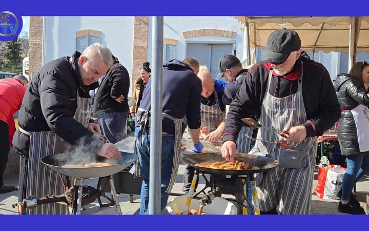 Embedded thumbnail for Már megint jól kisütötték – minden ízében remek volt a Pentelei Kolbászfesztivál (galériával)