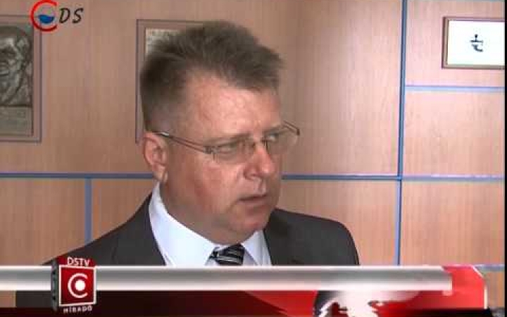 Embedded thumbnail for Emelkednek a bérek az egészségügyben