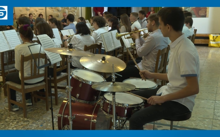 Embedded thumbnail for DSTV: fúvóskoncert a Gárdonyiban