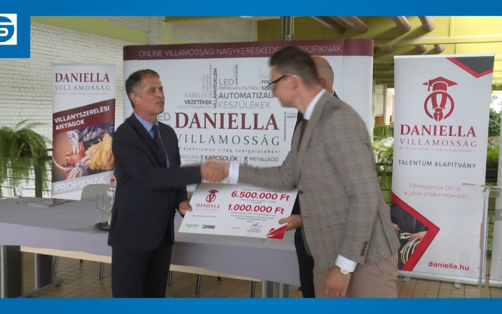 Embedded thumbnail for 7,5 milliós támogatás a Dunaferr iskolának