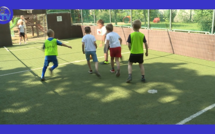 Embedded thumbnail for DSTV: ovisok rúgták a "bőrt"