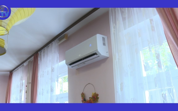 Embedded thumbnail for Elkészült a klímák beszerelése a bölcsiben