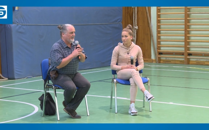 Embedded thumbnail for DSTV: Kovács Zsófival találkoztak