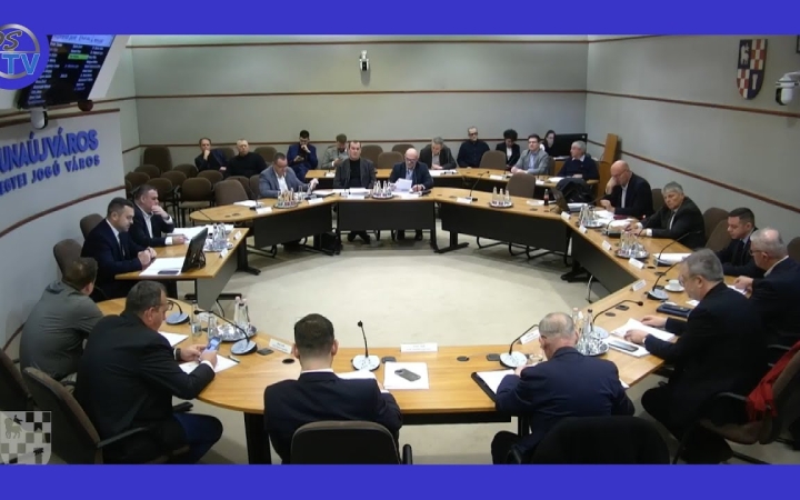 Embedded thumbnail for Ünnepi percek után fontos döntések a közgyűlésen