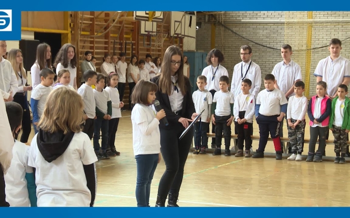 Embedded thumbnail for Elkezdődött az Arany-hét – színes kínálttal, újra együtt!