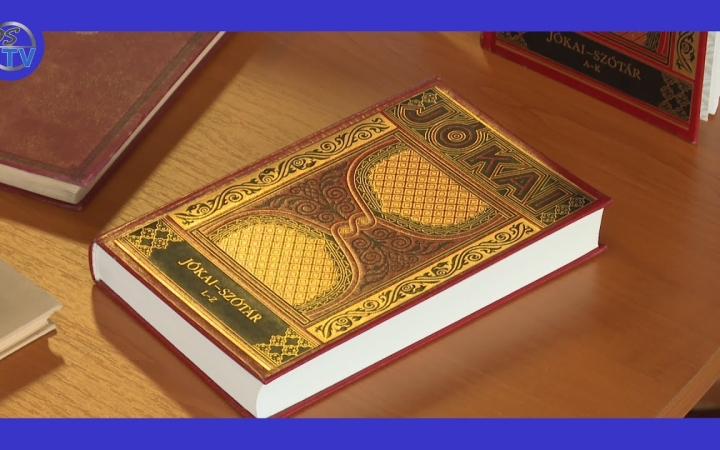 Embedded thumbnail for DSTV: programözön a József Attila Könyvtárban